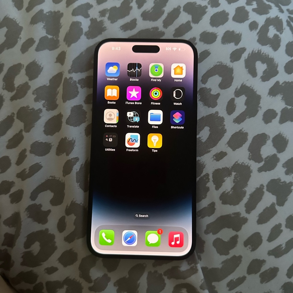 iPhone 14 Pro Max, 128GB black. works great it’s t-mobile but can be unlocked.